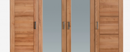 4-trg. Schrank Kleiderschrank Spiegelschrank Kernbuche massiv ge�lt