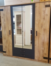 Kleiderschrank CORK 4t�rig Spiegel Versand m�glich B�H