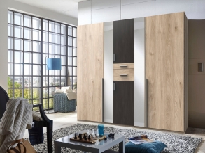6 trg. Kleiderschrank ODESSA D26 244 in Hickory Oak Nachbildung, mittlere T�r Raw Steel mit Accessoire-Fach und Spiegel
