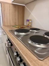 Einbauk�che K�che SANTORIN MUSTER K�che Anrichte H�ngeschrank Lack wei� Sonoma Eiche 270 cm Ausstellungsst�ck in B�hne
