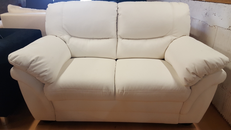 2er Sofa Couch RICO Versand möglich Ausstellung BÜH