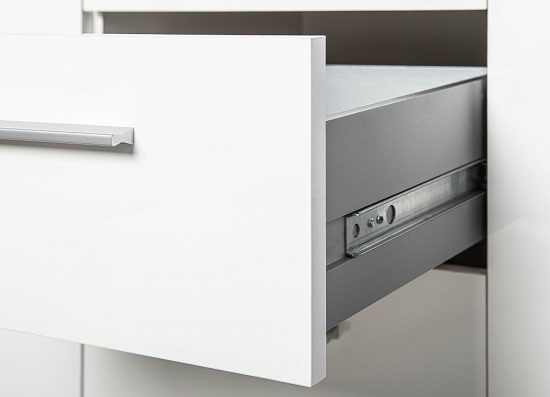 Anrichte Kommode Sideboard Stauraum Schrank CORBET 1T4S Wei� Hochglanz