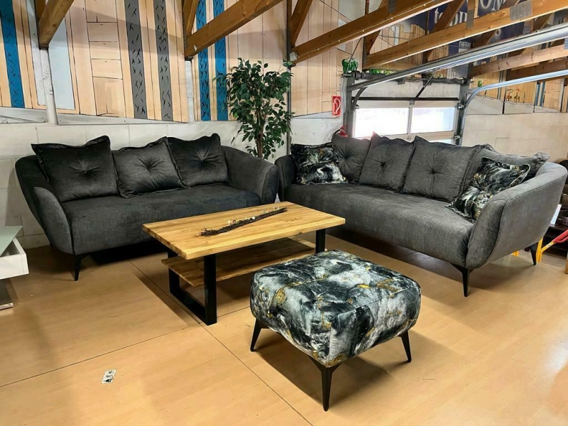Sofa Couch Polstergarnitur 3tlg. 3-Sitzer 2,5 Sitzer Hocker BAGGALI Versand möglich Ausstellung BÜH