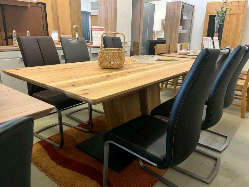 Esstisch Tisch Küchentisch SOFIA Zerreiche massiv, durchgehende Lamelle, schweizer Kante  Versand möglich Ausstellung BÜH