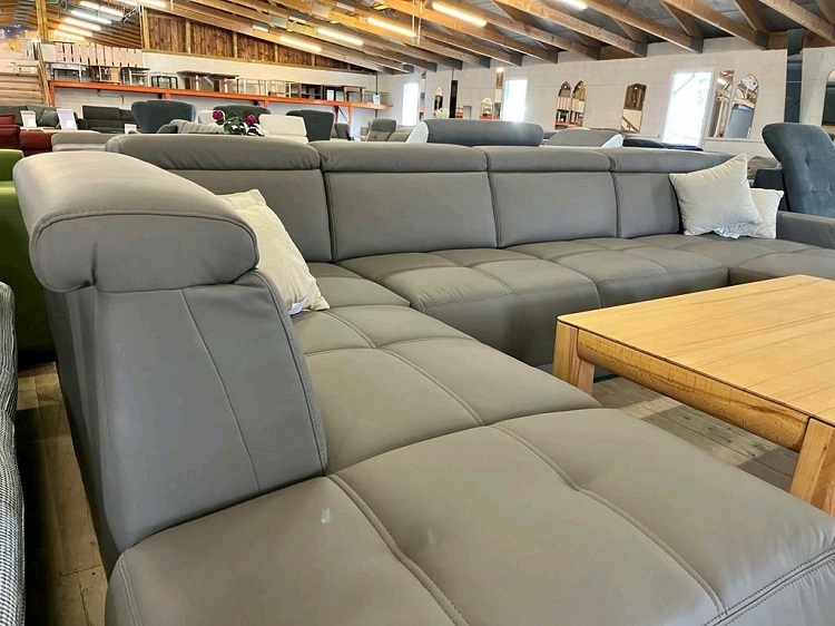 Wohnlandschaft U-Form Sofa Couch AVA Kunstleder Softlux Schlamm Ausstellung BH